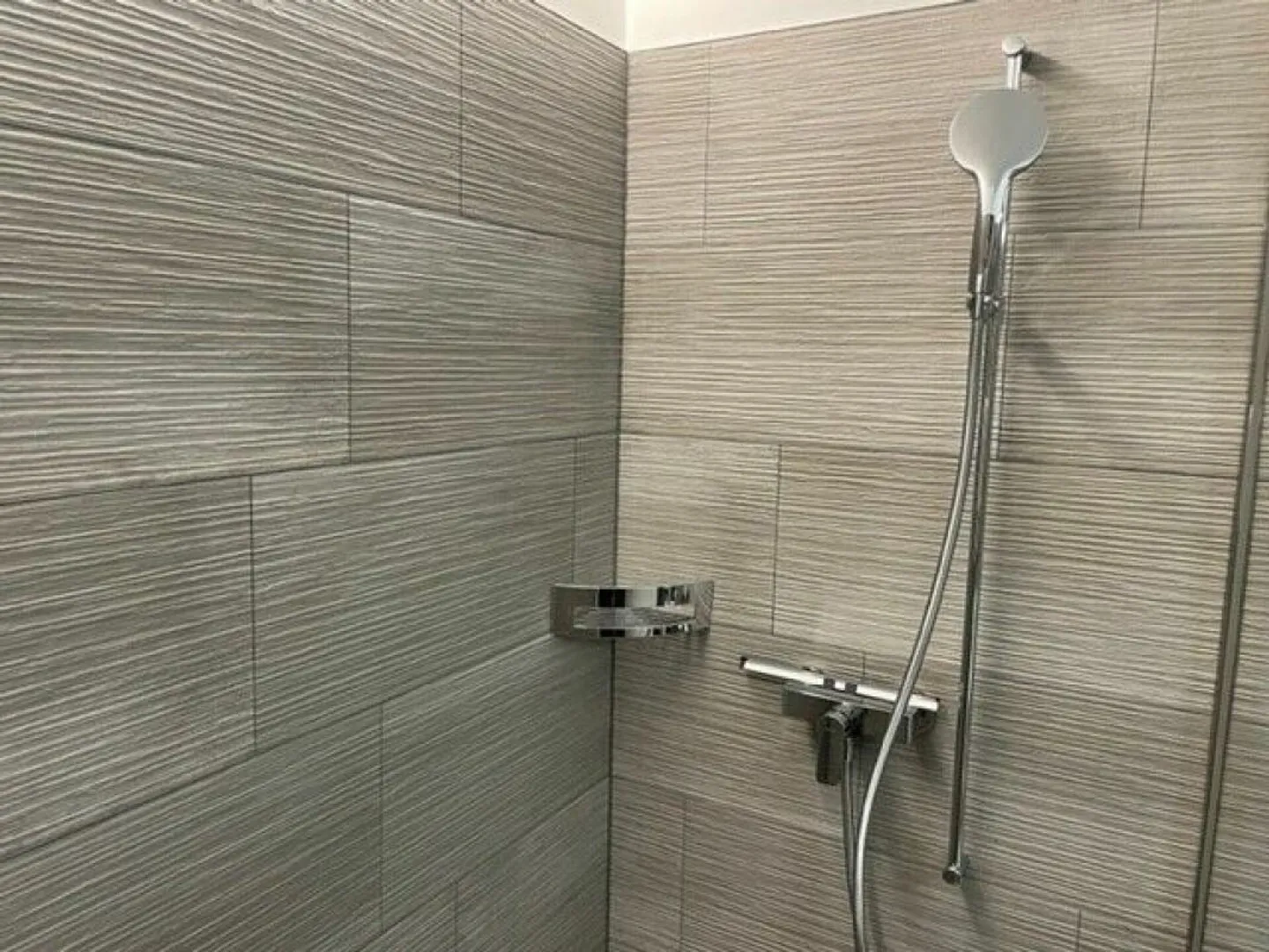 Appartamento moderno a Zurigo-Schlieren - Foto 7 di 11