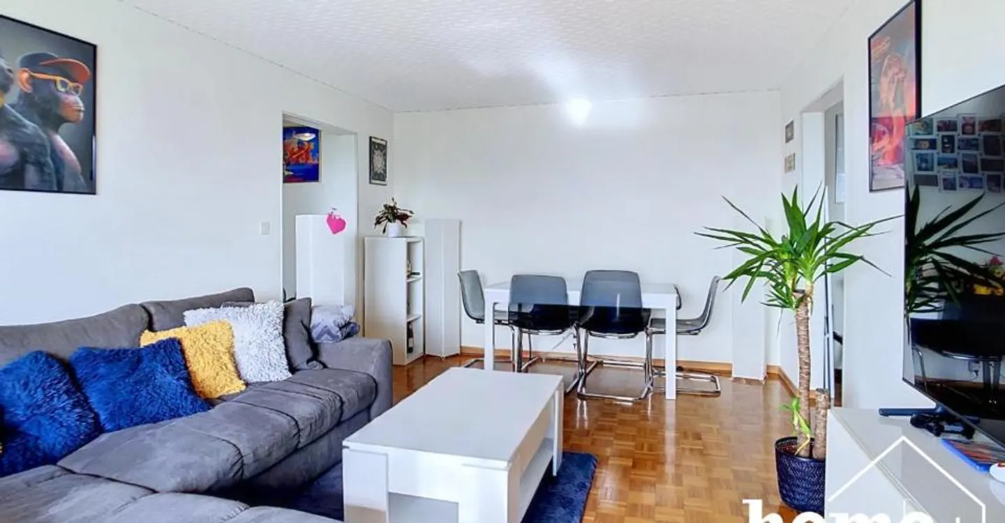 Appartement de 3,5 pièces avec grand balcon et vue dégagée - Photo 6 of 9