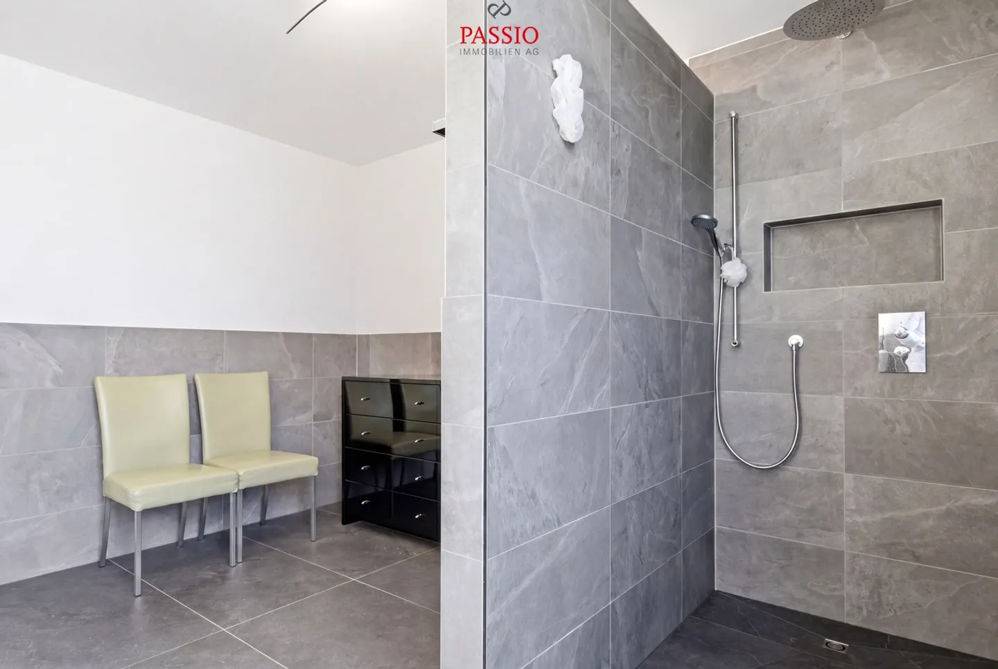 Casa bifamiliare moderna di 6,5 stanze con terrazza sul tetto e giardino - Foto 21 di 45