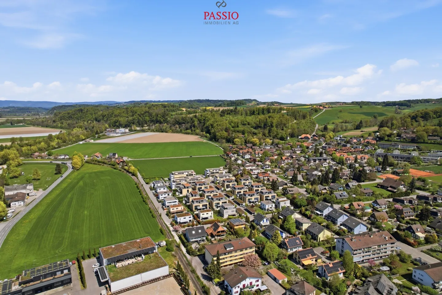 Casa bifamiliare moderna di 6,5 stanze con terrazza sul tetto e giardino - Foto 45 di 45