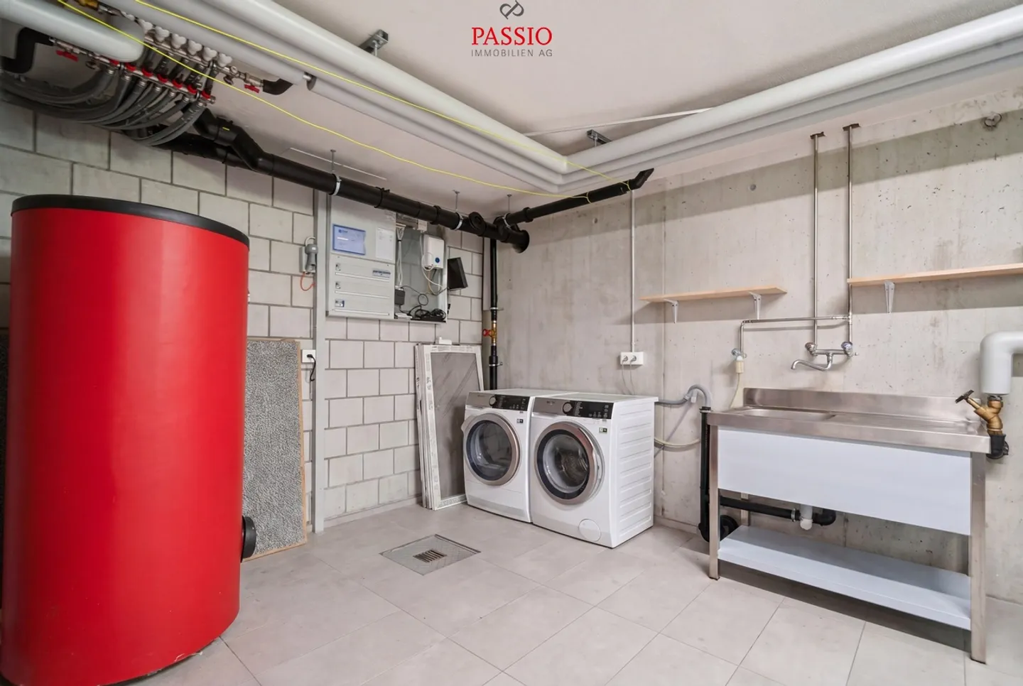 Casa bifamiliare moderna di 6,5 stanze con terrazza sul tetto e giardino - Foto 35 di 45