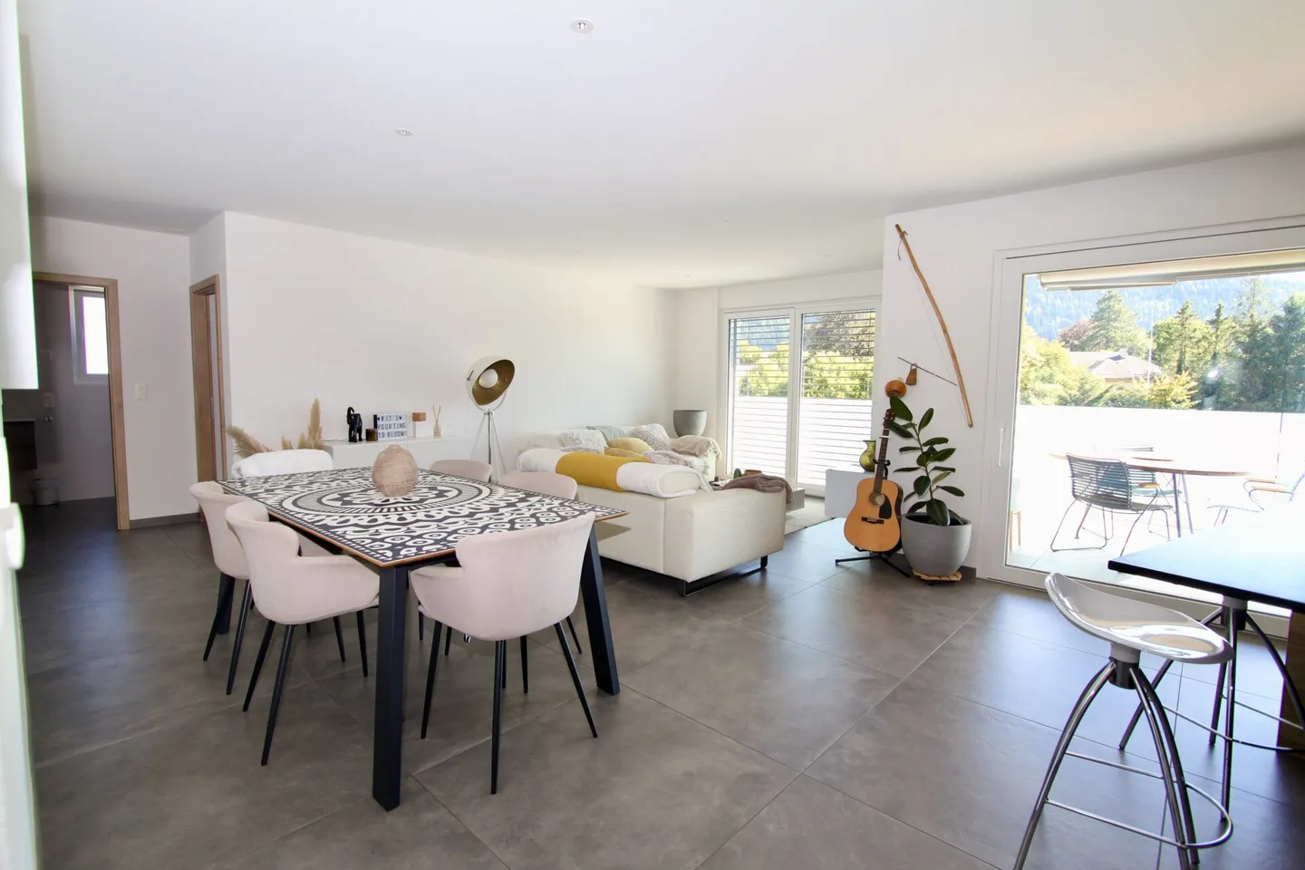 Attic of 4.5 rooms, light, nature and contemporary elegance. - Photo 8 of 14