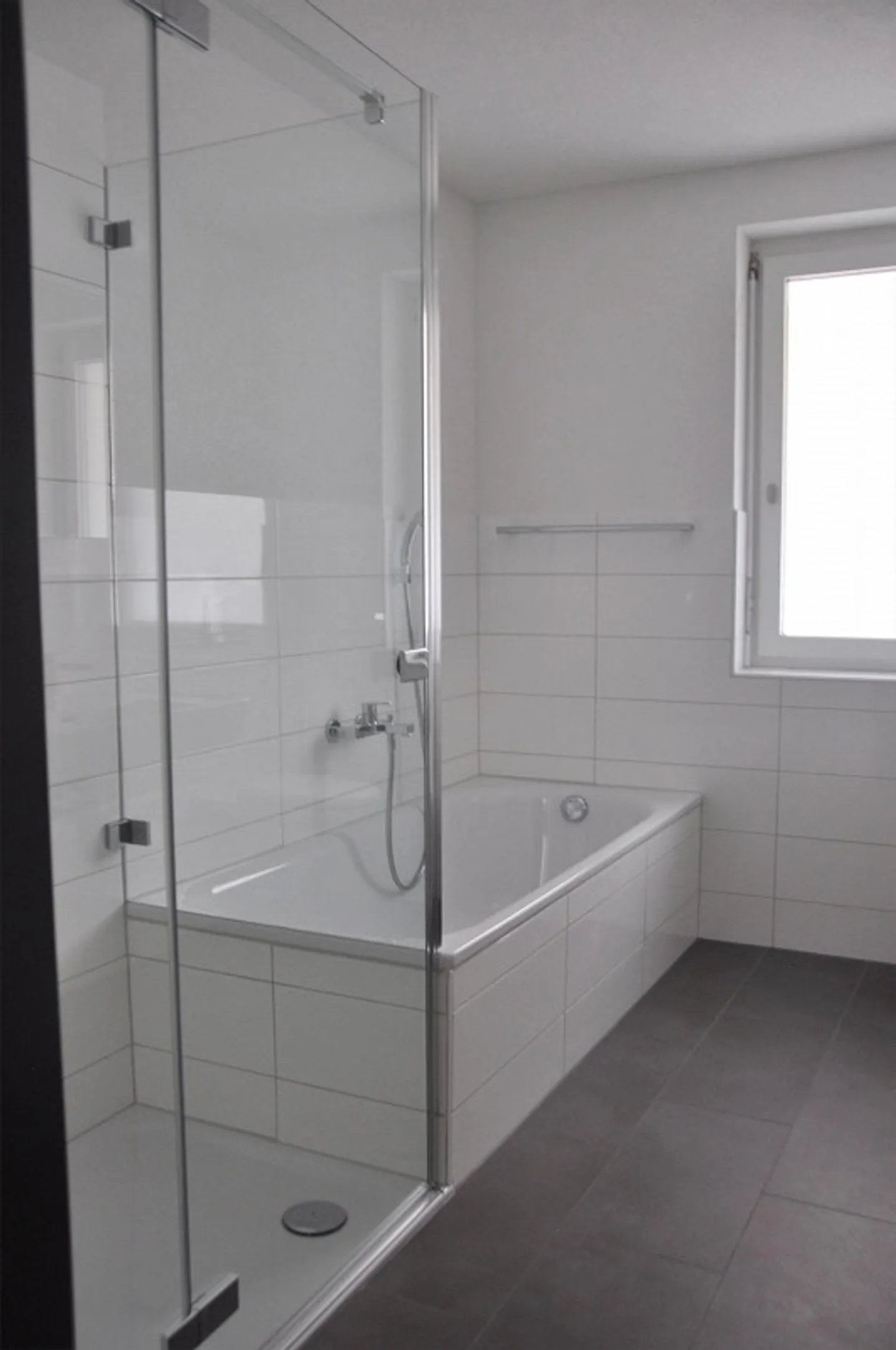 Belle appartement de 2,5 pièces avec grand balcon - Photo 7 sur 13