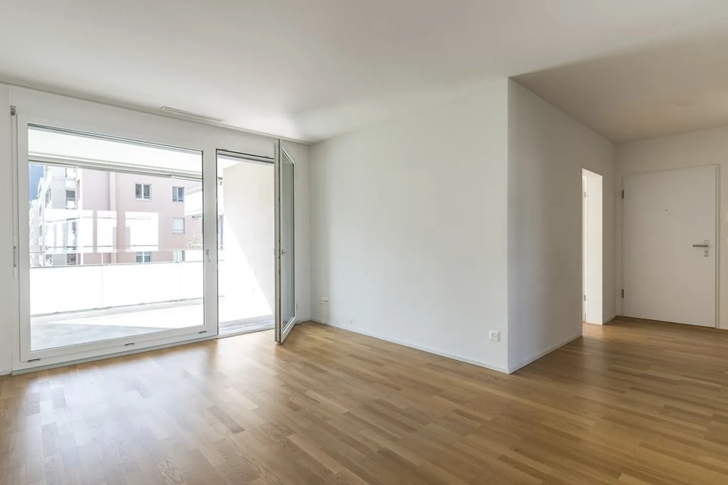 Appartement moderne 3.5 pièces à Baden - Photo 2 sur 8