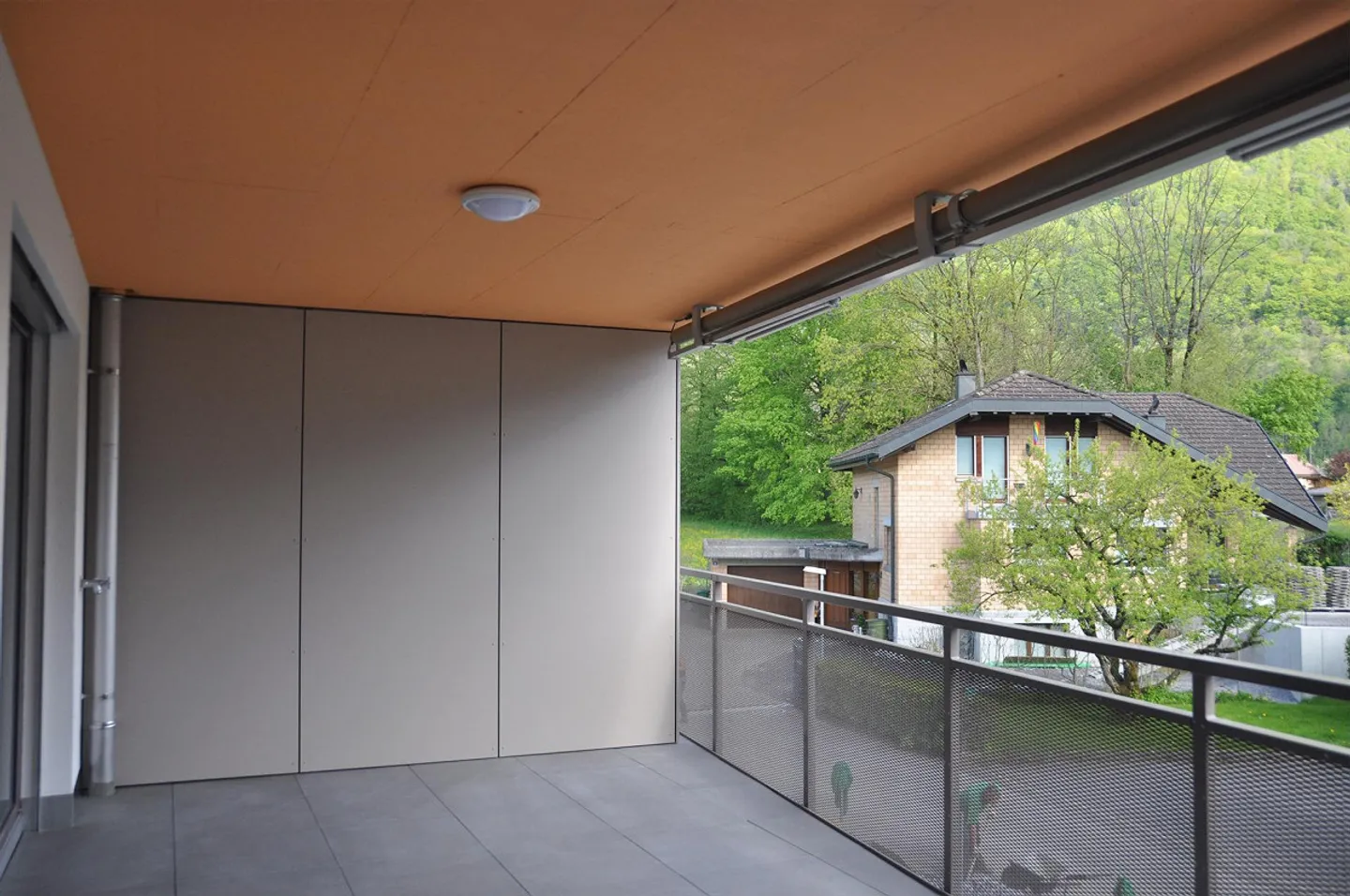 Belle appartement de 2,5 pièces avec grand balcon - Photo 12 sur 13