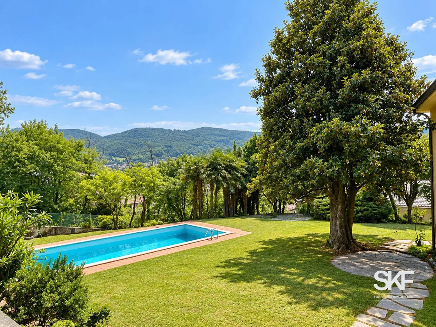 MORBIO INFERIORE - FOR SALE VILLA TO RENOVATE - Photo 11 of 15