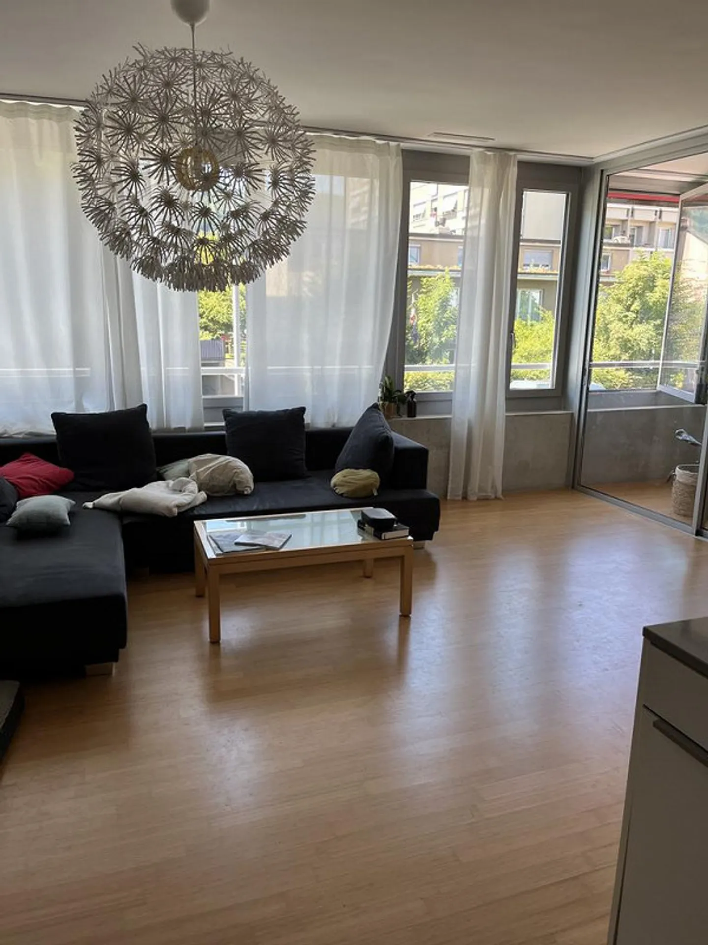 2.5 Zimmerwohnung im 1.OG im Herzen von Zürich - Foto 2 von 6
