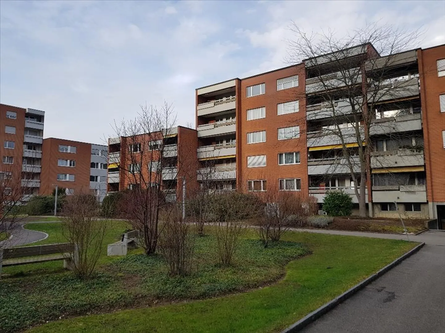 Quiet residential area in Muttenz - Photo 1 of 8