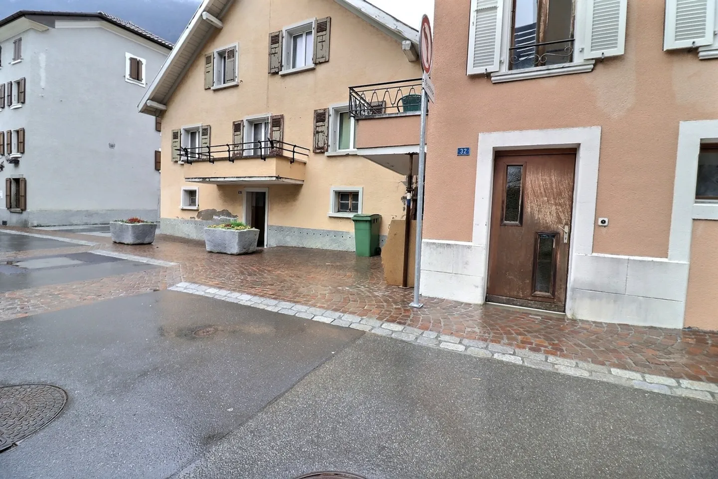 Opportunity - Renovated Village House in Evionnaz (VS) - Photo 16 of 16