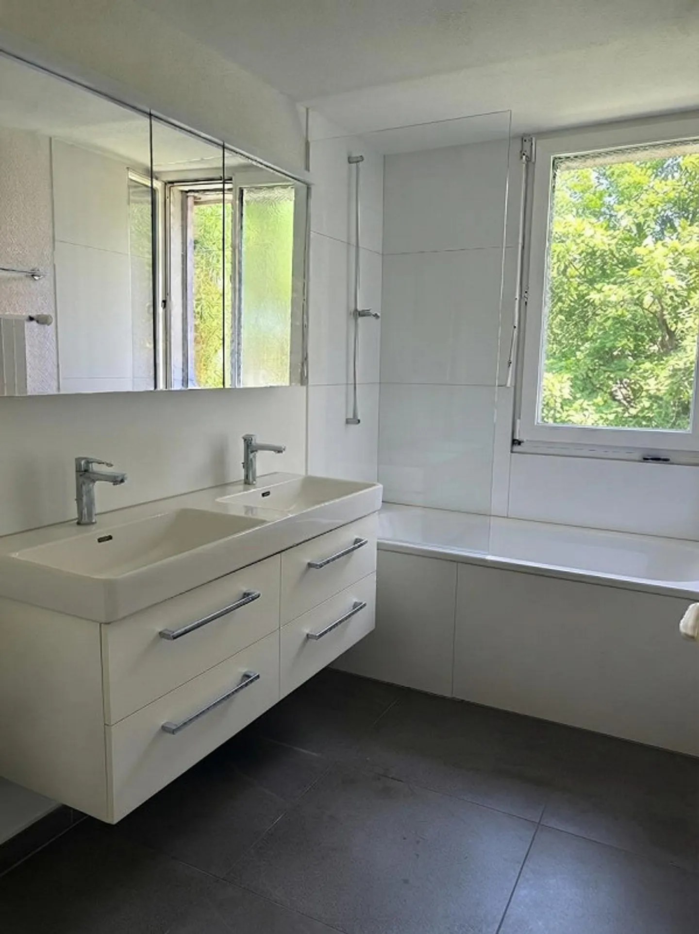 ruhiges Stadtleben auf zwei Etagen - Photo 3 sur 13
