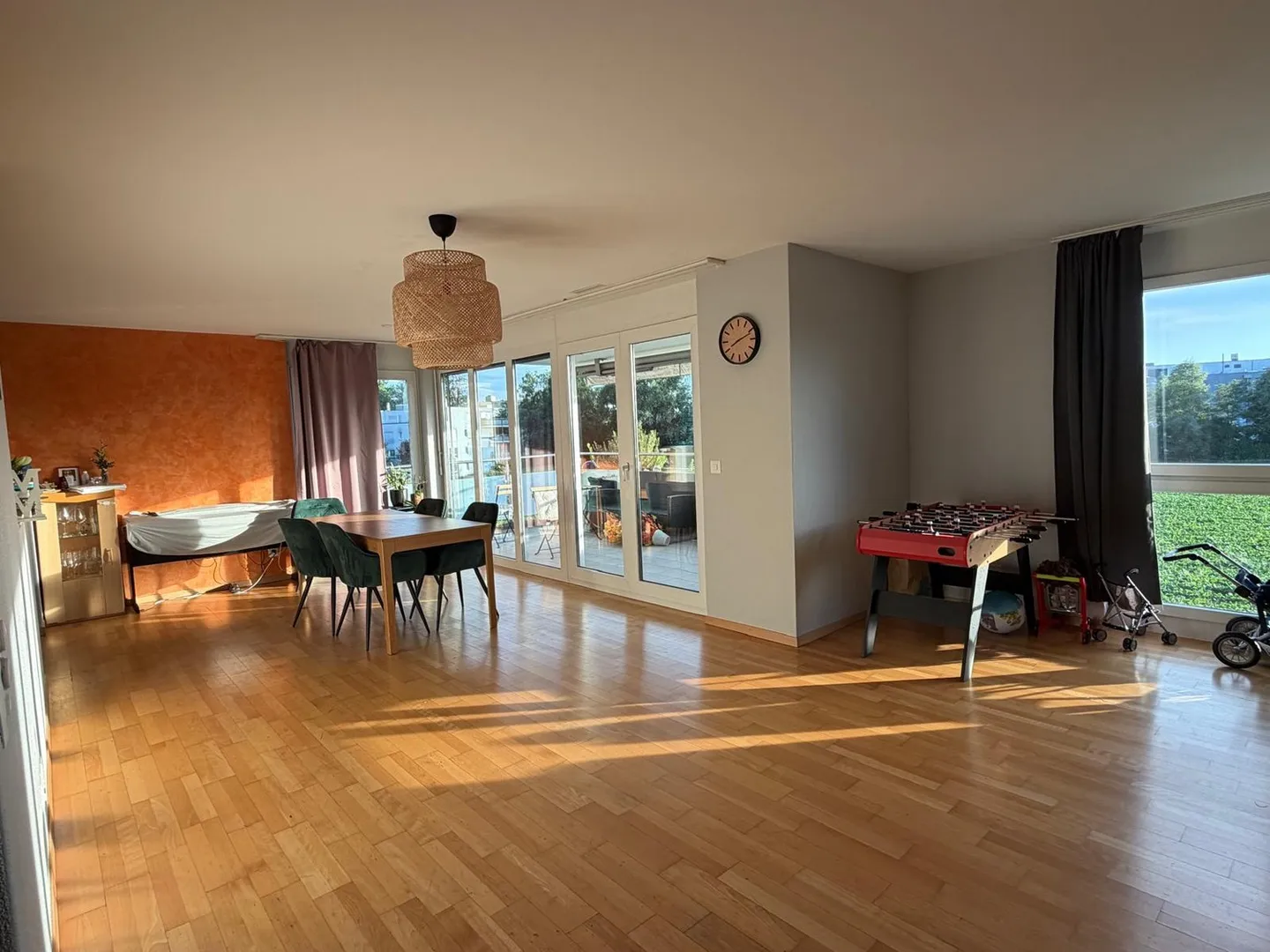 Vivre dans un endroit calme dans un beau quartier familial - Photo 1 sur 13