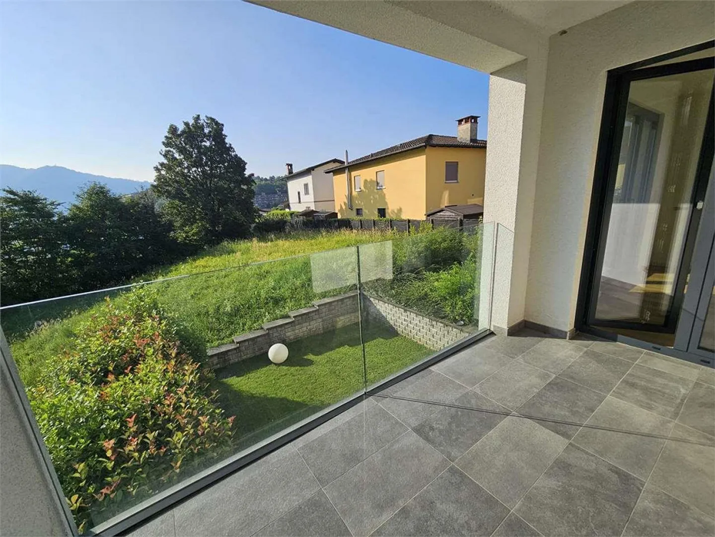 Appartamento 2.5 locali con terrazzo - Foto 4 di 11