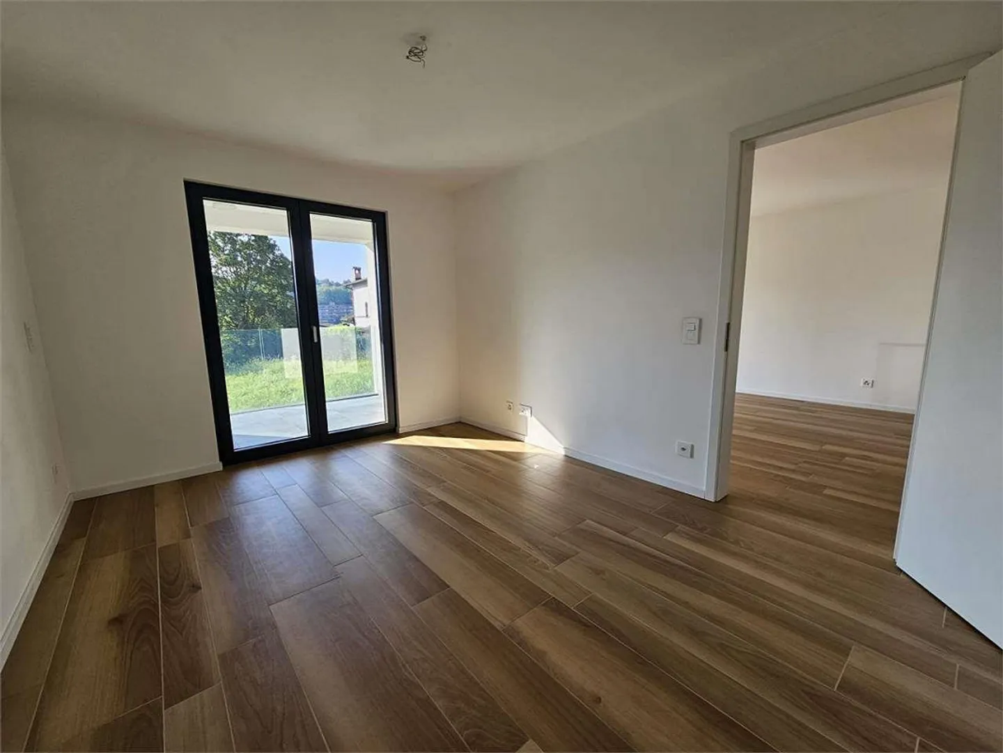 Appartamento 2.5 locali con terrazzo - Foto 5 di 11