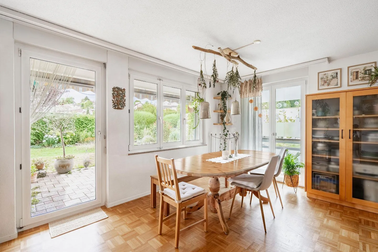 Erdgeschosswohnung mit Garten - Foto 6 von 12