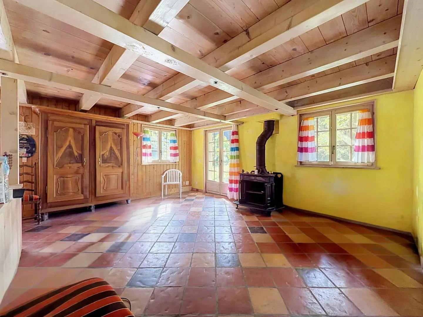 Charming Multi-Family Home - Photo 5 of 13