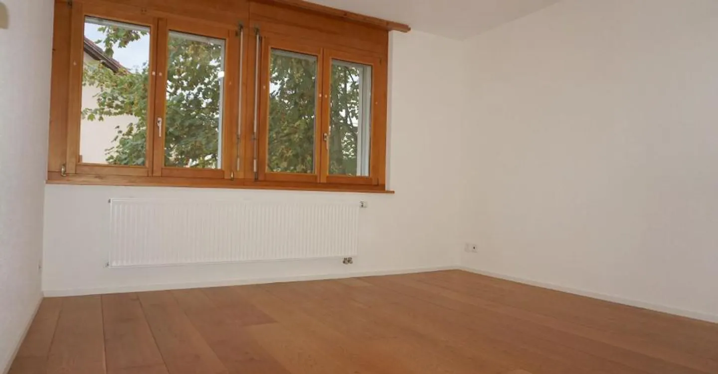 ARI-249 Magnifique appartement rénové de 4,5 pièces avec parking - Photo 8 sur 12