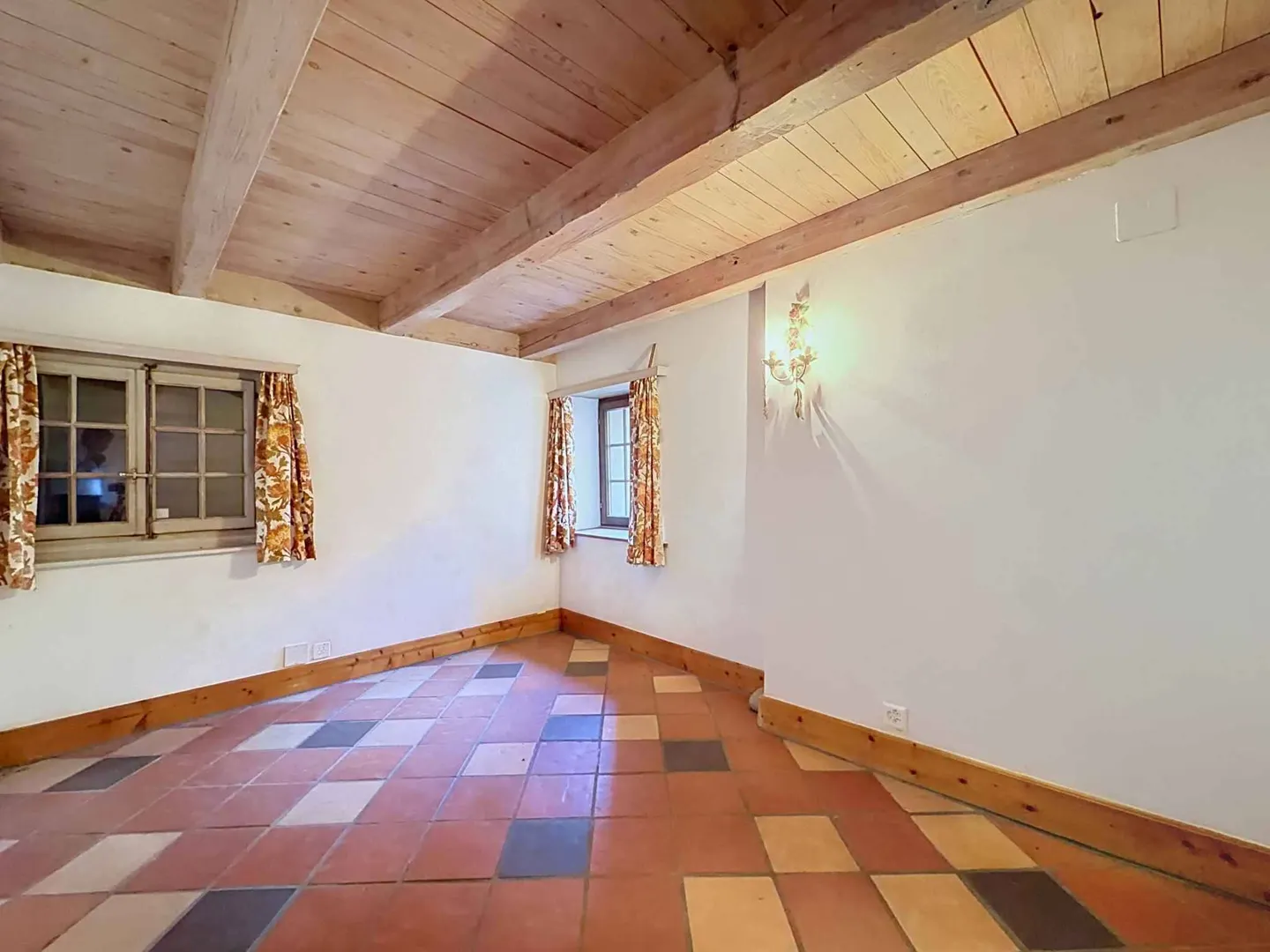 Charming Multi-Family Home - Photo 7 of 13