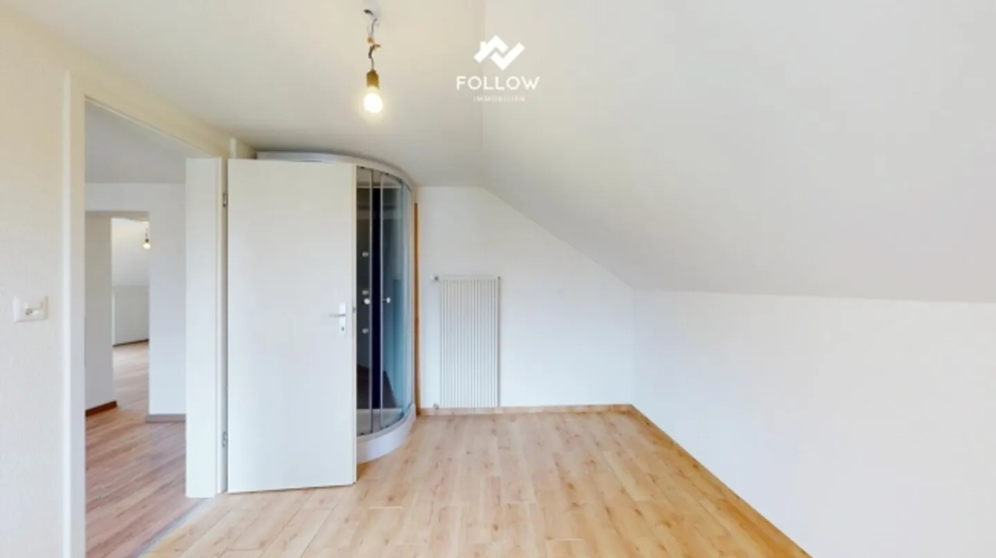 Charming 3-room apartment with renovated flair - centrally located in Lengnau - Photo 7 of 10