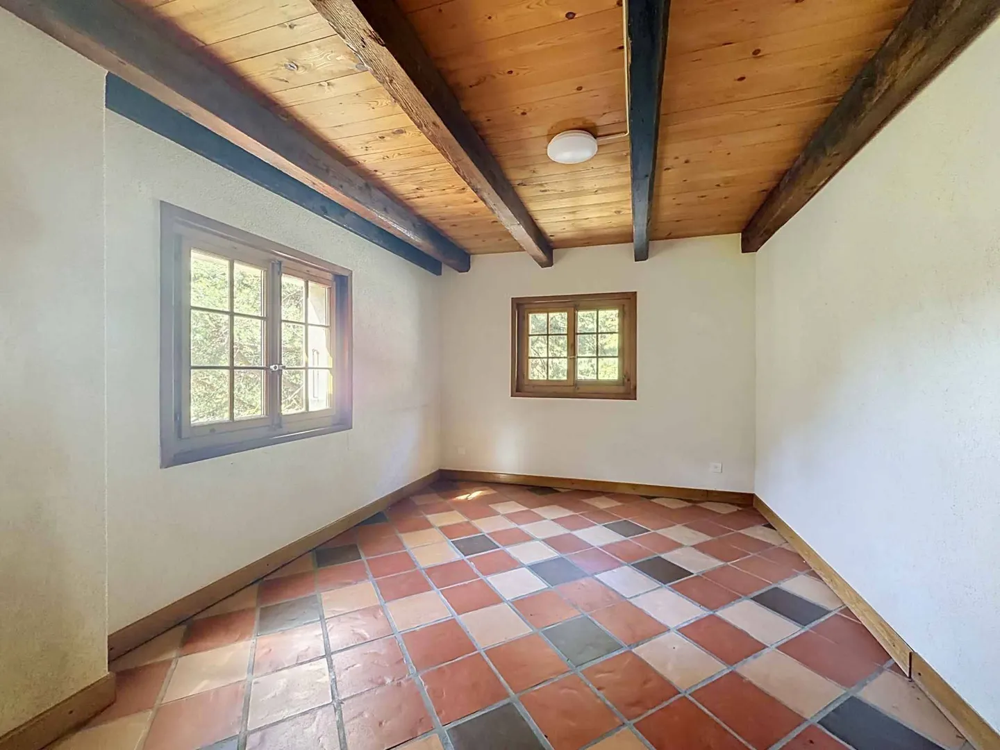 Charming Multi-Family Home - Photo 8 of 13