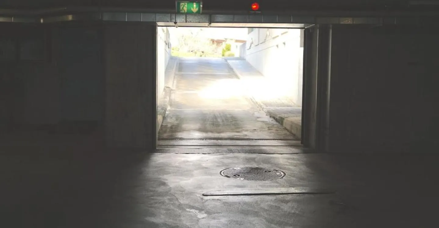 ARI-249 Magnifique appartement rénové de 4,5 pièces avec parking - Photo 11 sur 12