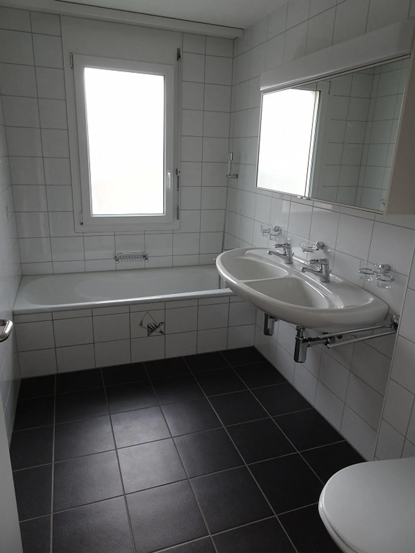 4 1/2 Room Apartment - Photo 8 of 11