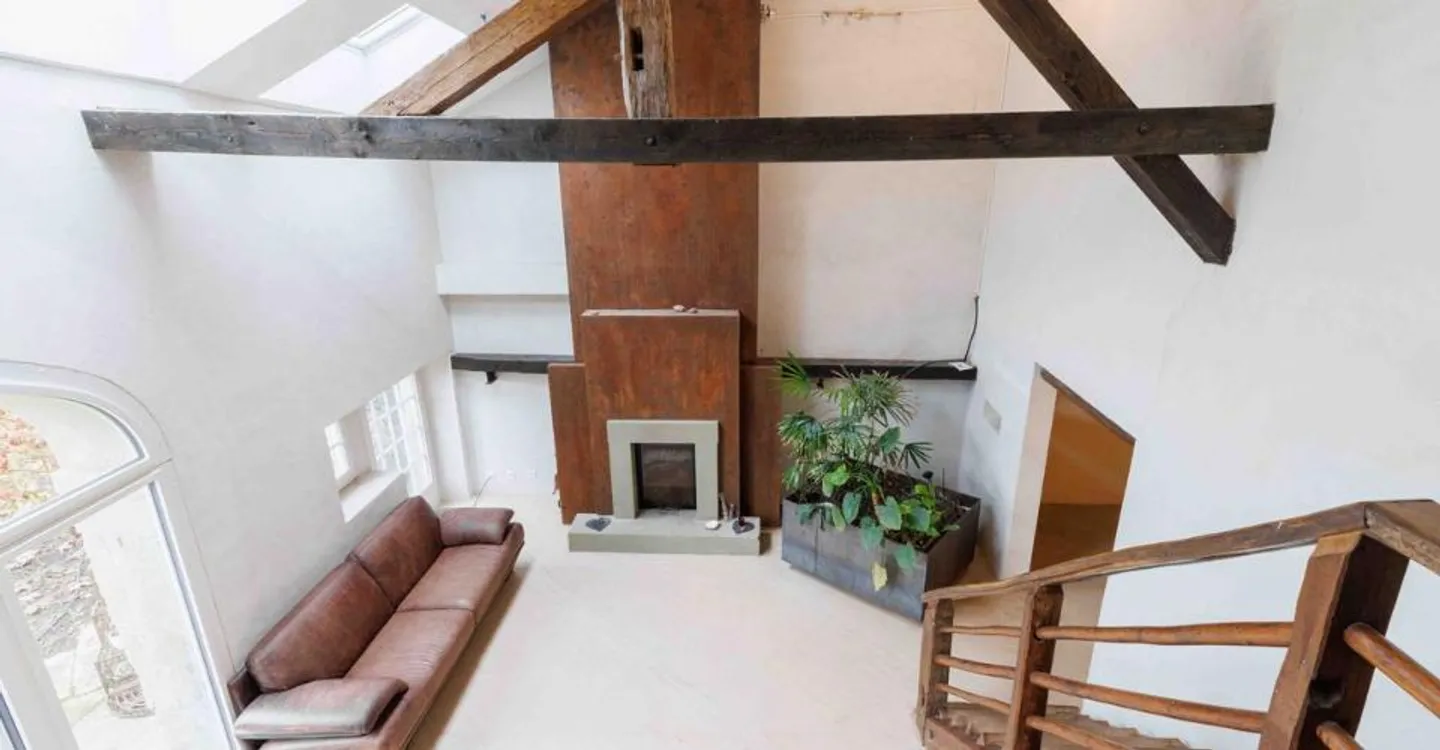 SULLENS, favorite! Village house on the edge of agricultural land. - Photo 1 of 12