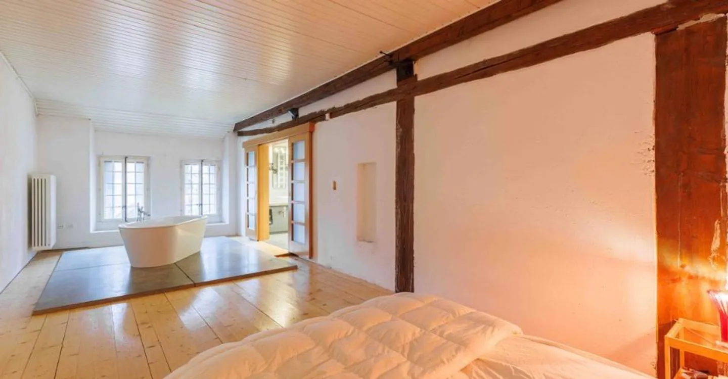 SULLENS, favorite! Village house on the edge of agricultural land. - Photo 10 of 12