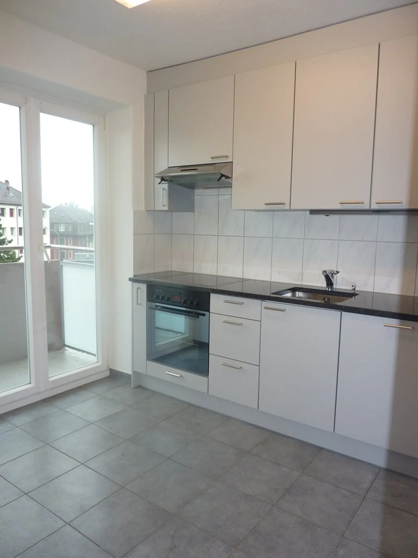 Moderne Wohnung, Nähe Irchel Park - Foto 2 von 6