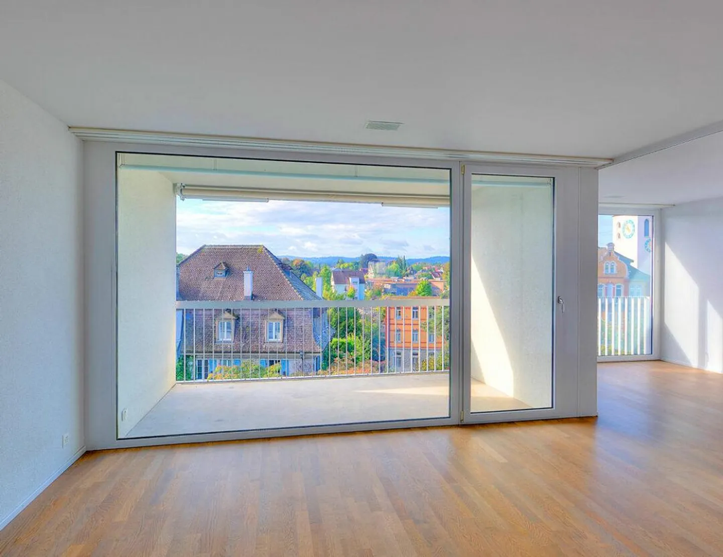 Modernes Apartment mit Aussicht - Foto 2 von 5