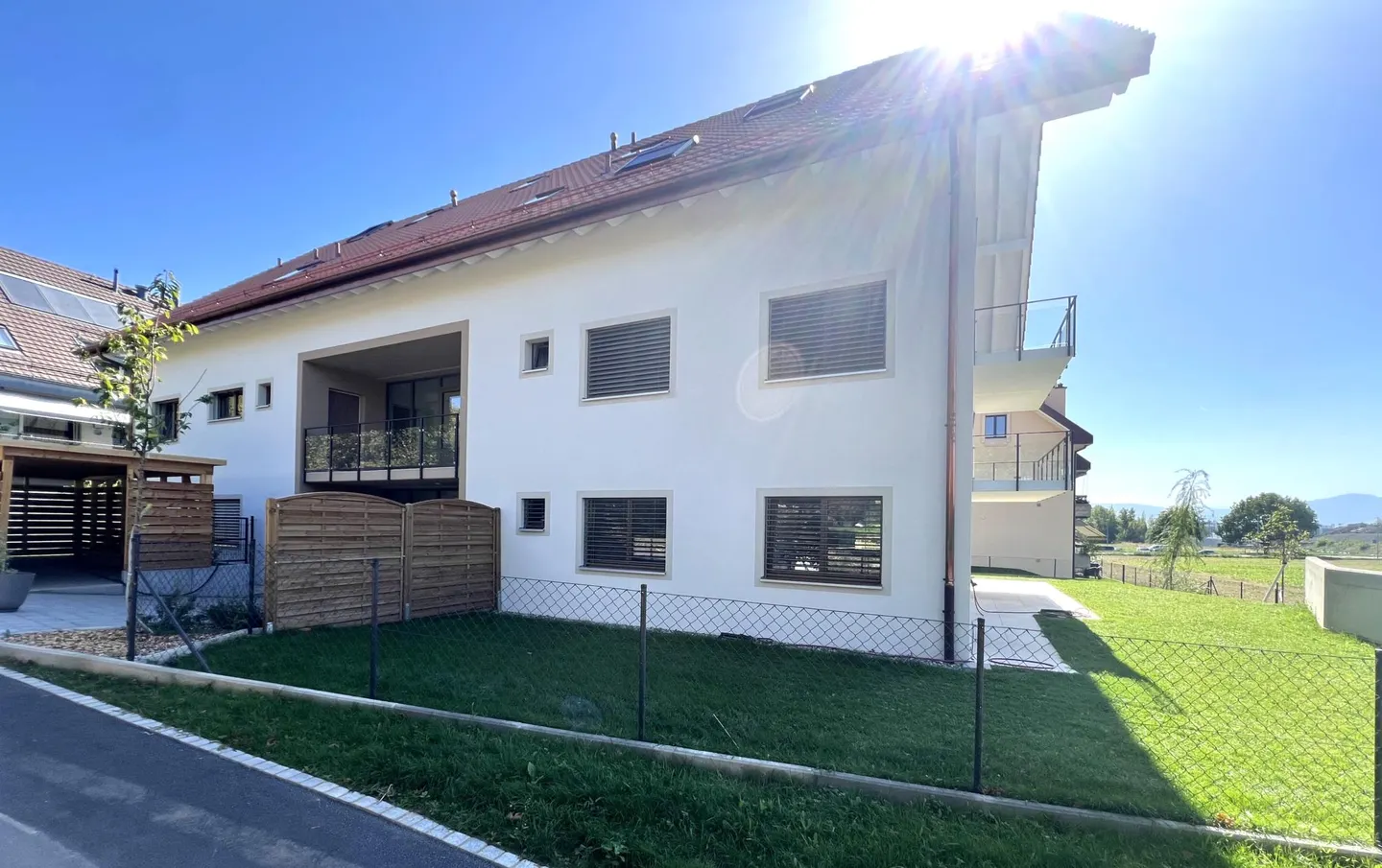 Appartement spacieux avec balcons - Photo 2 sur 13