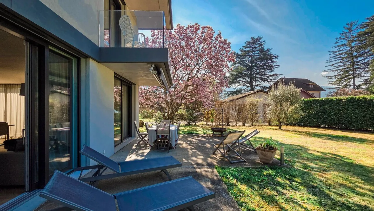 Zeitgenössische Villa in ruhiger Lage - Foto 6 von 6