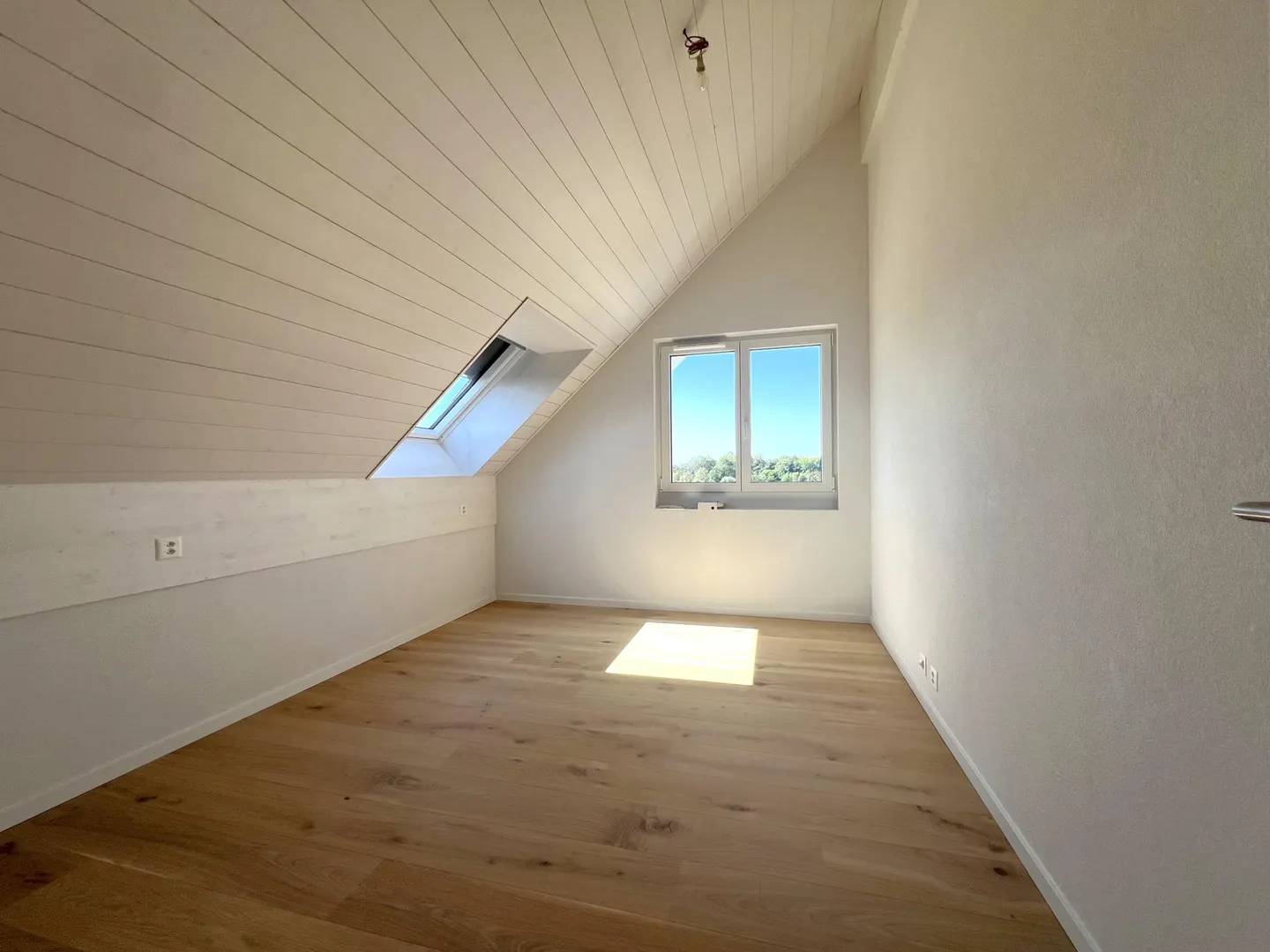 Appartement spacieux avec balcons - Photo 9 sur 13