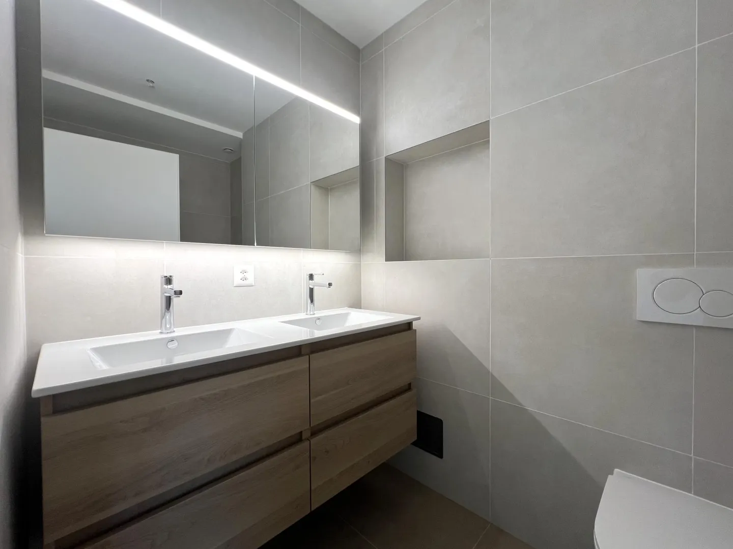 Appartement spacieux avec balcons - Photo 12 sur 13