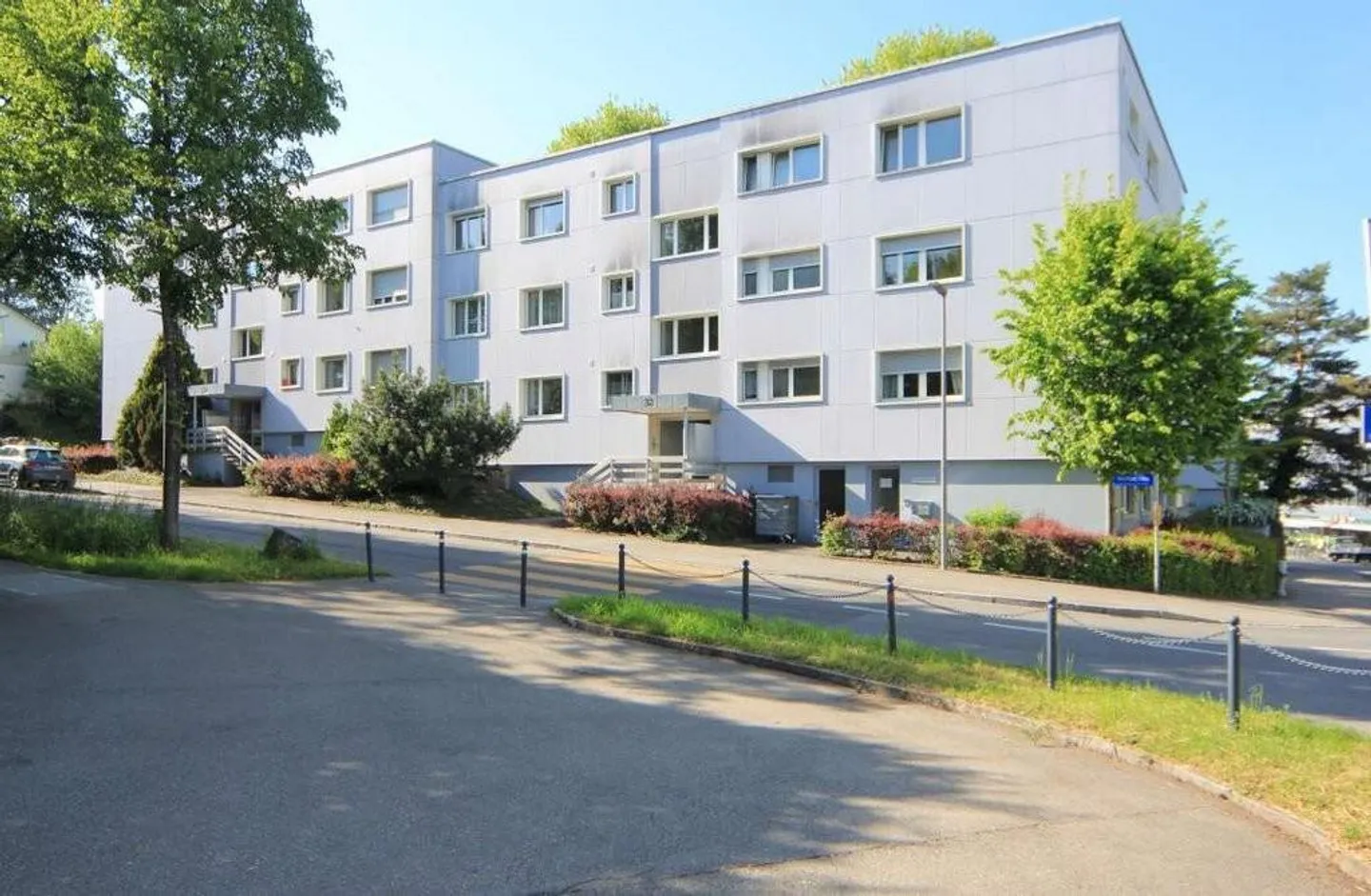 Appartement spacieux près de la ville! - Photo 1 sur 8