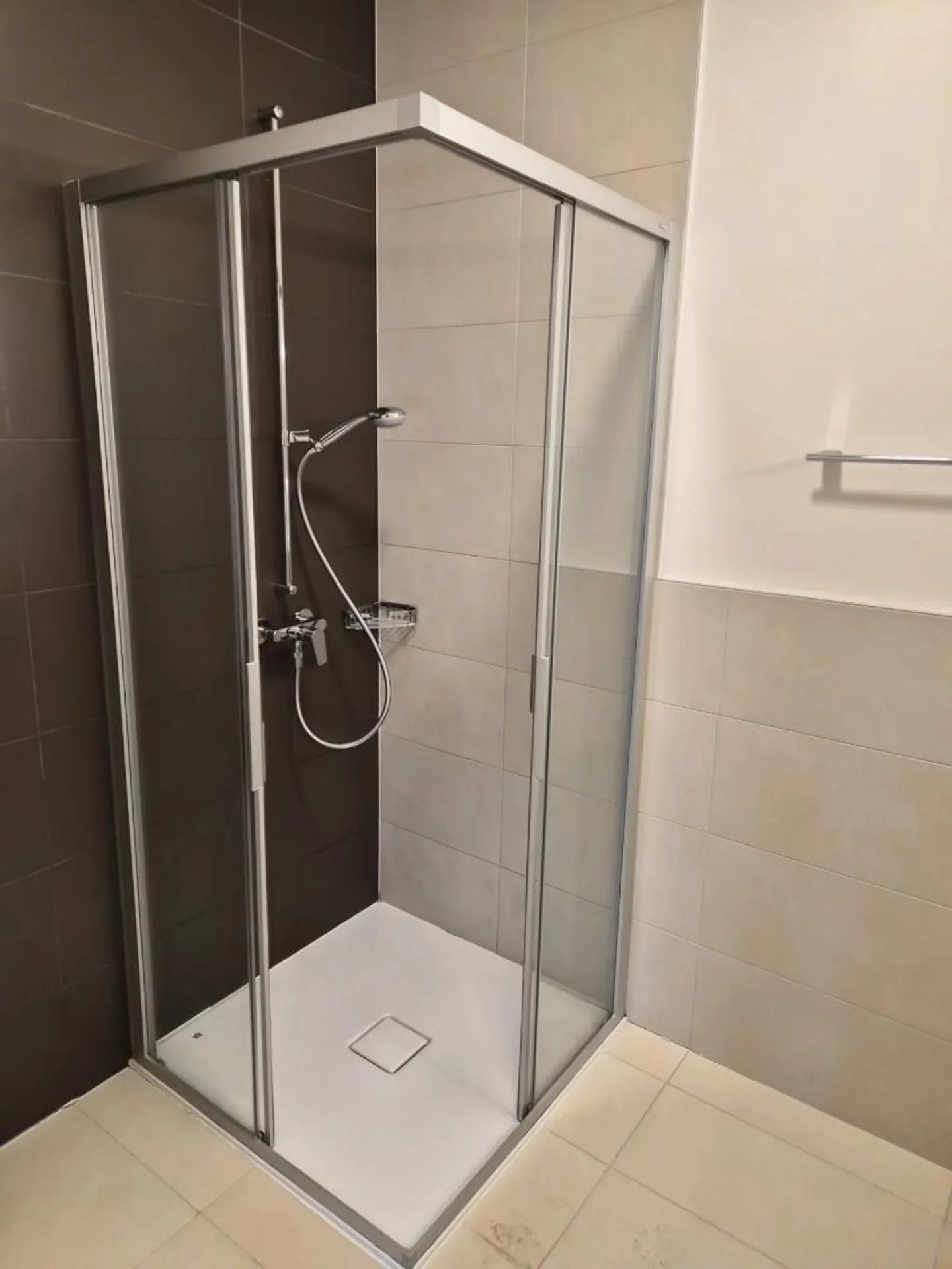 3,5-Zimmer-Wohnung im Erdgeschoss von ca. 90 m2 - Foto 7 von 8