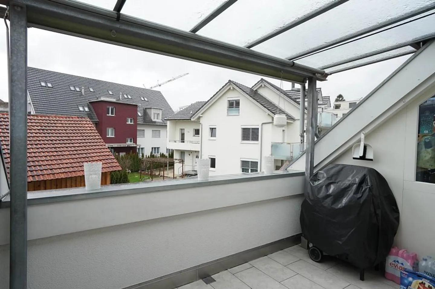 Spacious, elegant and right in the middle: 5.5-room maisonette apartment - Photo 8 of 10