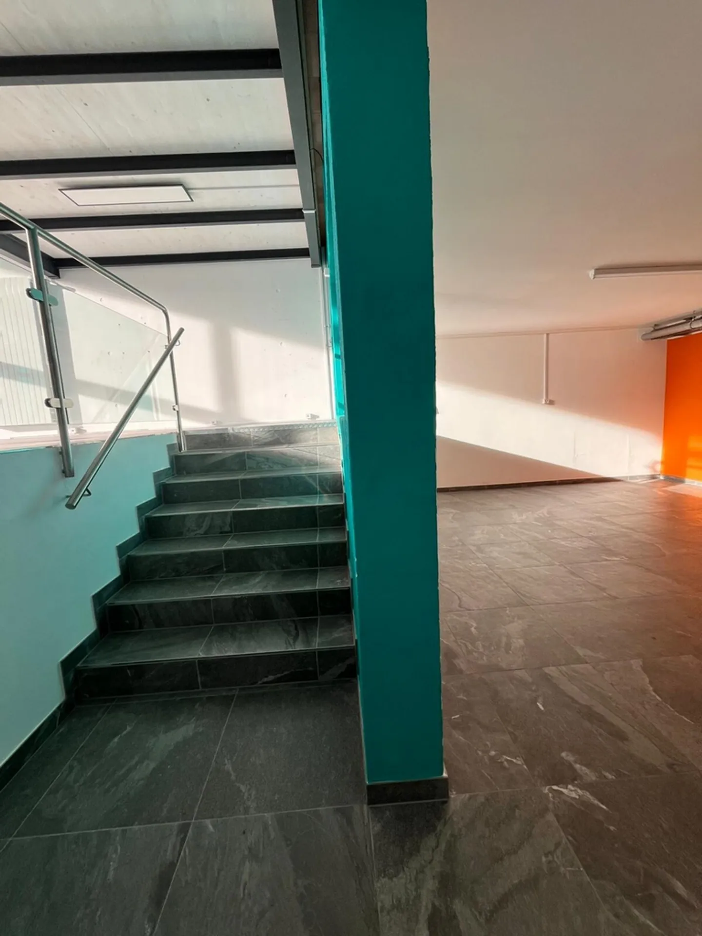 For rent, equipped office-workshop with a kitchenette - Photo 6 of 9