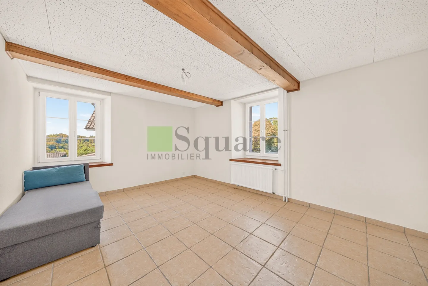 Rental House with 12 Rooms - Photo 8 of 19