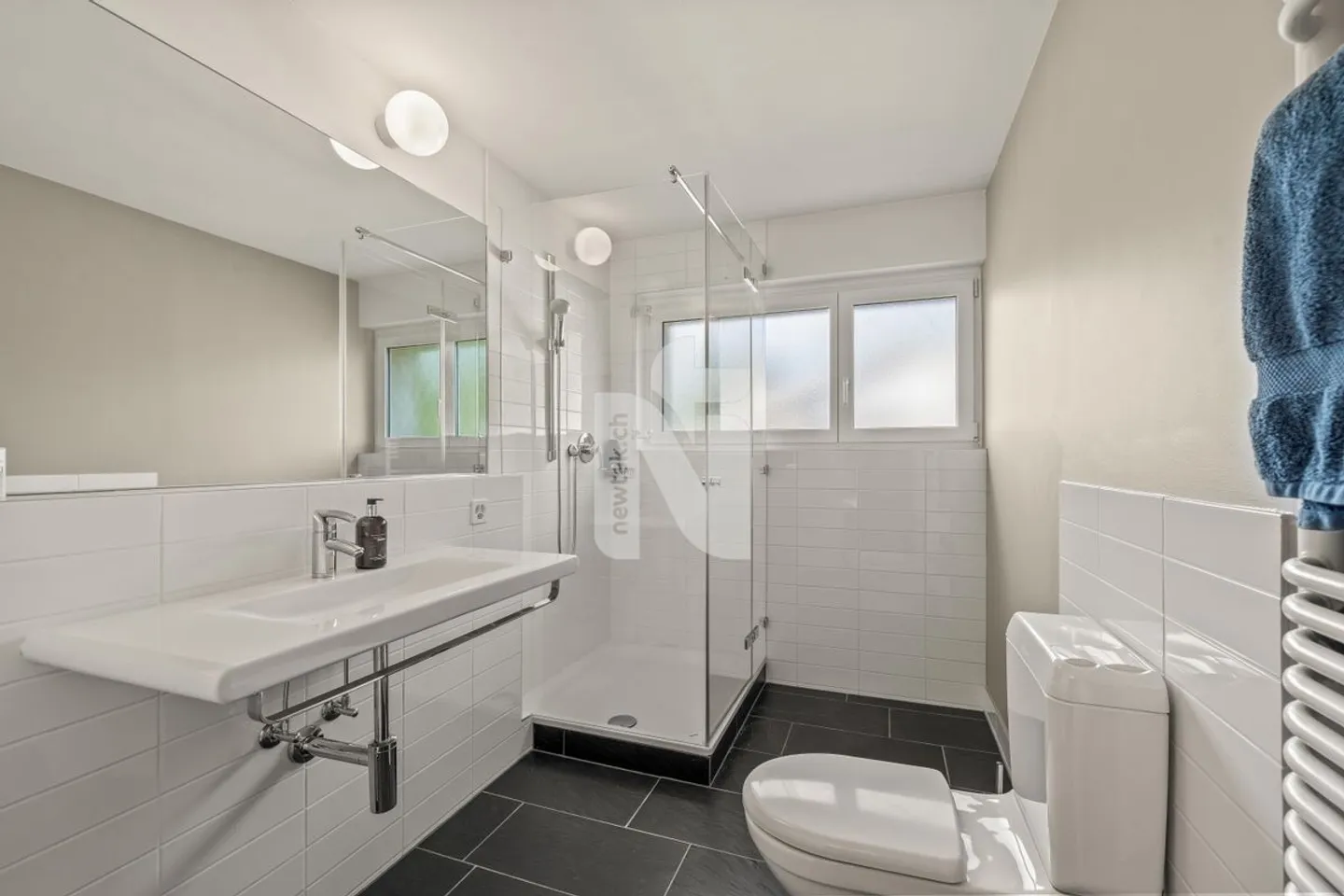 Riservato: Casa unifamiliare molto attraente su Bruderholz con piscina, sauna, giardino e molta privacy - Foto 10 di 12