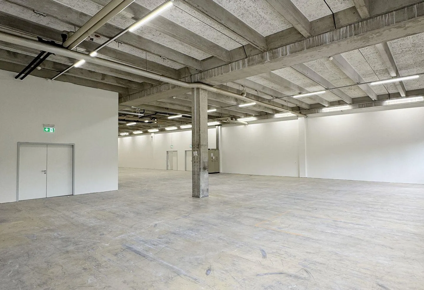 560m² - Modern industrial hall with optimal equipment in Biberist - Photo 10 of 13