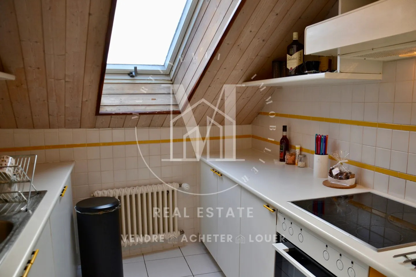 Appartement 2.5 pièces lumineux – Frais d'agence à prévoir - Photo 4 sur 4