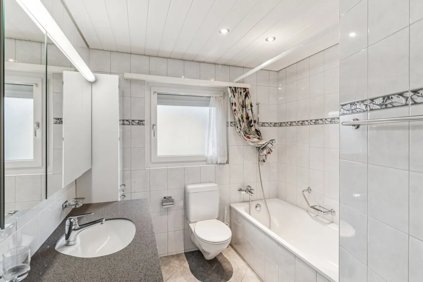 Casa accogliente con giardino d'inverno - Foto 5 di 8