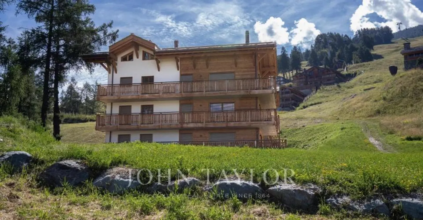 Veysonnaz: A Village in the Heart of the 4 Valleys - Photo 7 of 8