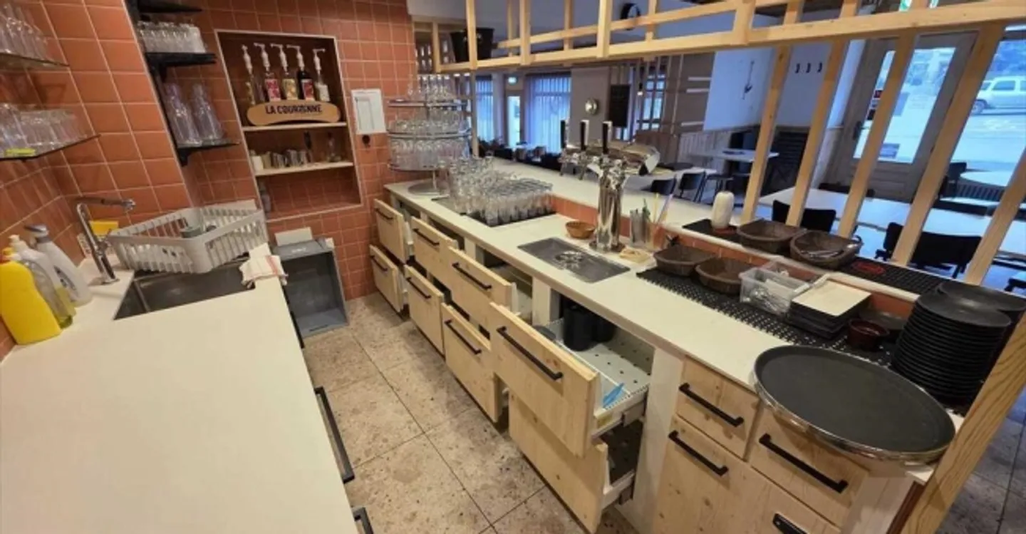 Restaurant - Photo 6 of 13