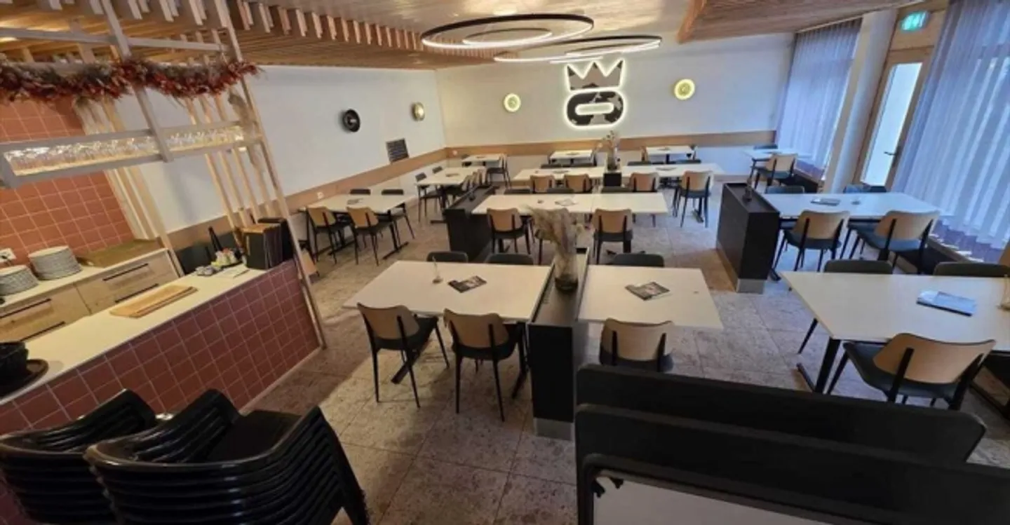 Restaurant - Photo 10 of 13