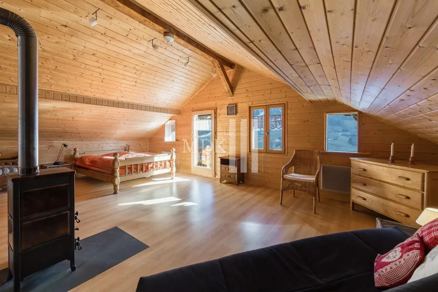 Chalet avec potentiel d'investissement - Photo 11 sur 13