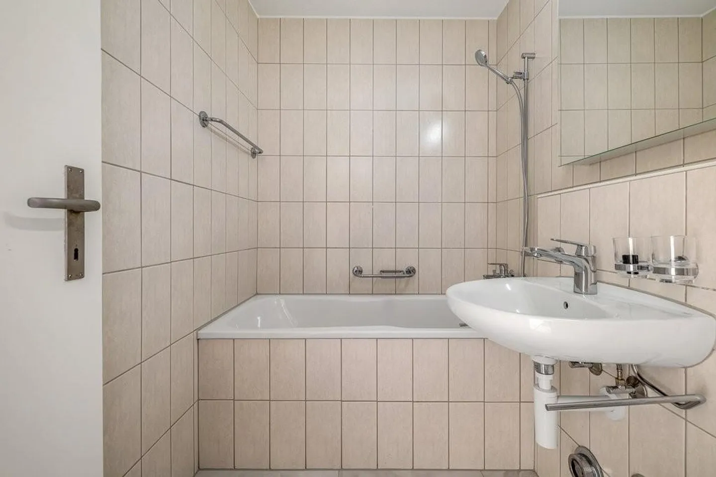 Small apartment in a good location in the Fraumatt district - Photo 4 of 7