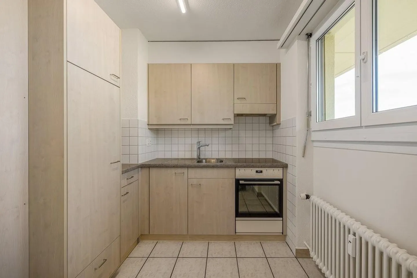 Small apartment in a good location in the Fraumatt district - Photo 5 of 7