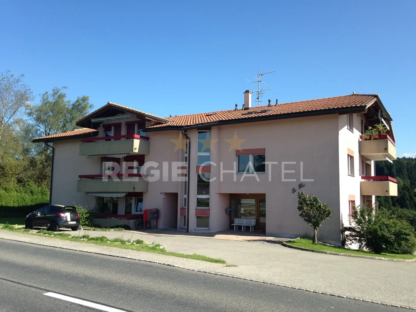 4-room apartment - Photo 1 of 4