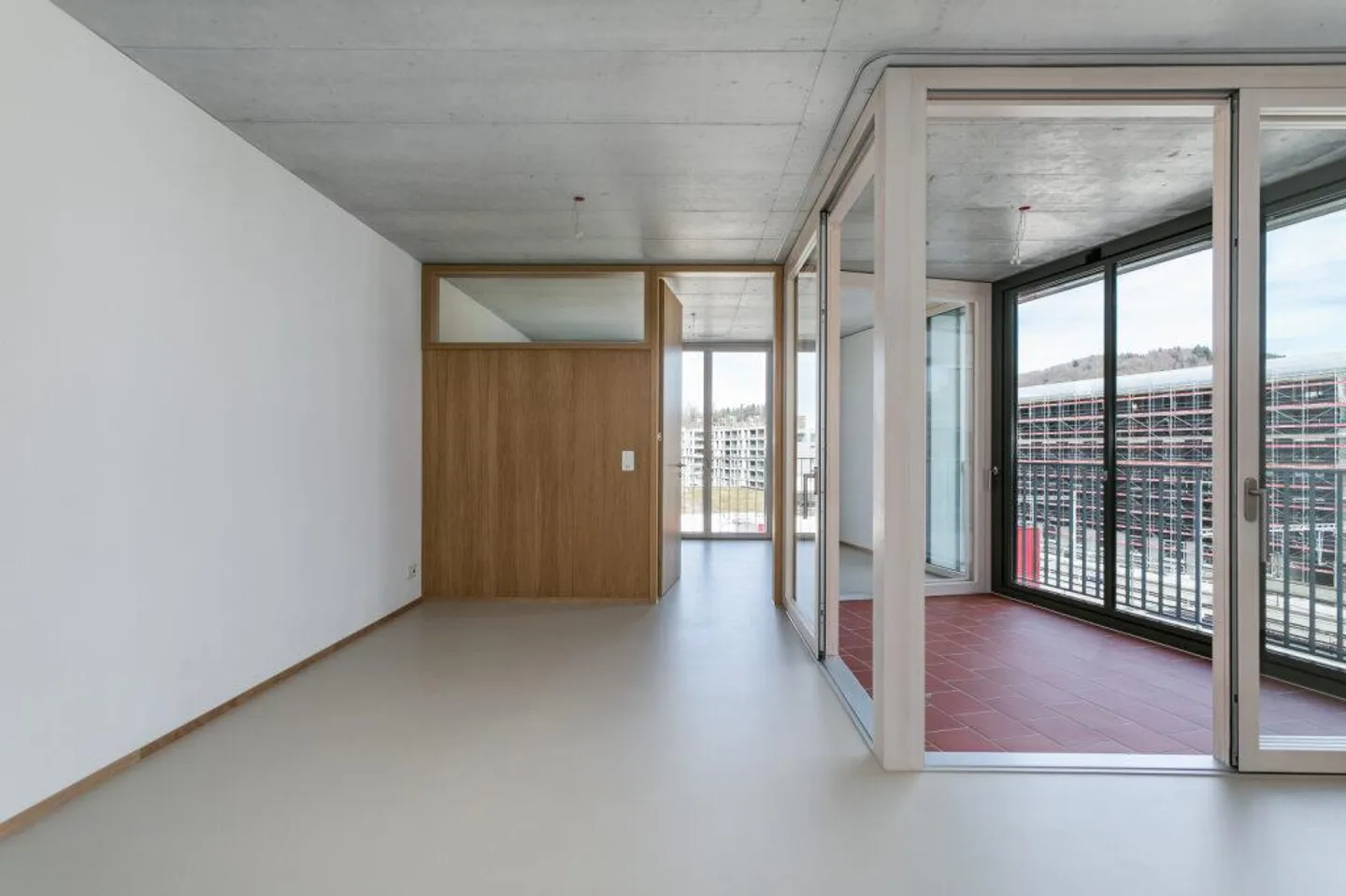 Modernes Apartment mit Dachterrasse - Foto 4 von 10